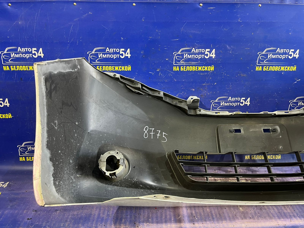 Бампер передний NISSAN SERENA 2010-2013