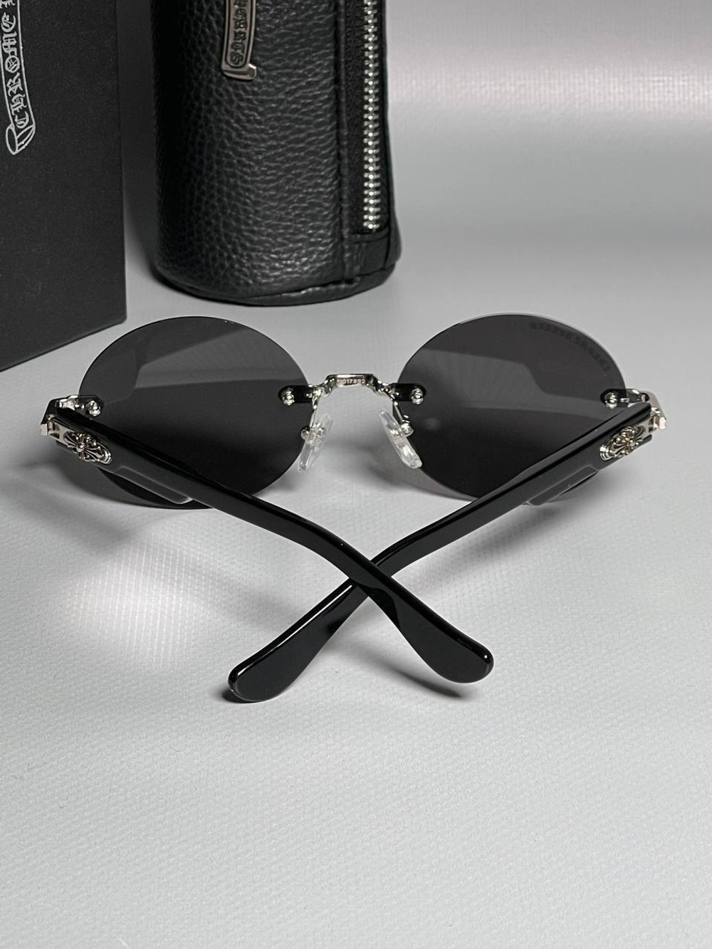 Солнцезащитные очки Chrome Hearts