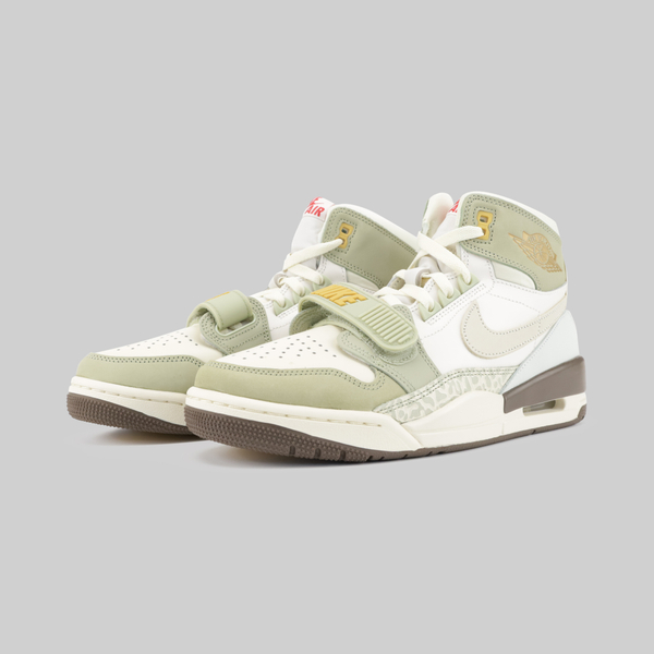 Кроссовки Jordan Legacy 312 Year Of The Rabbit артикул:FD9907-111 - купить в магазине Дайс