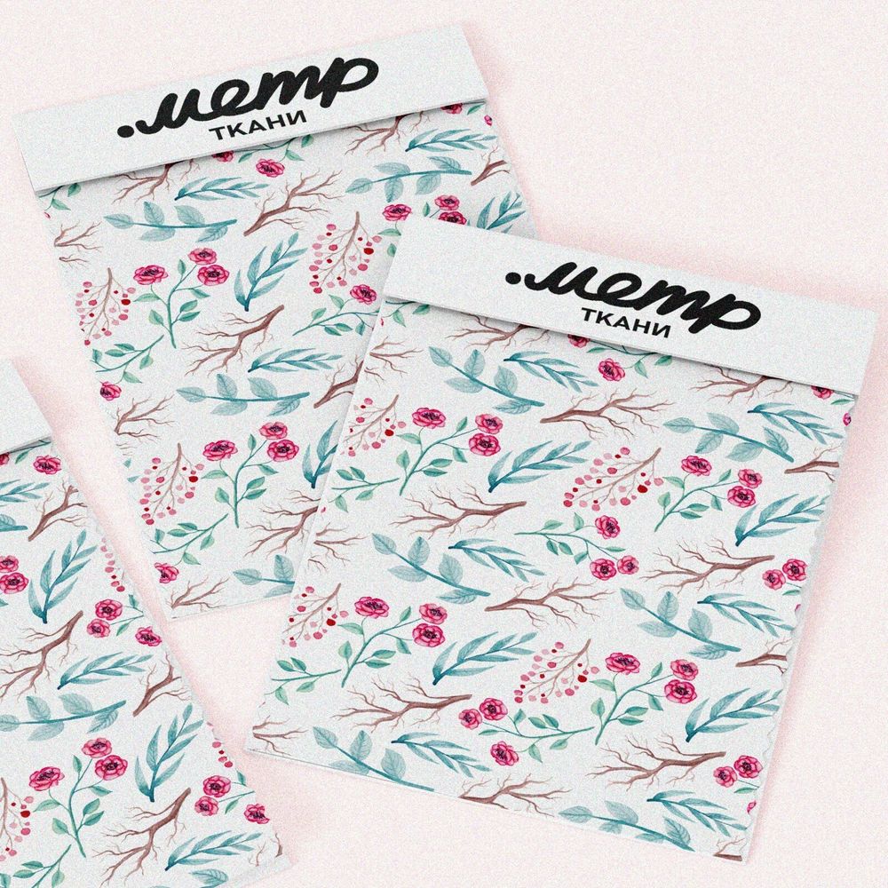 Ткань блэкаут красные веточки на белом