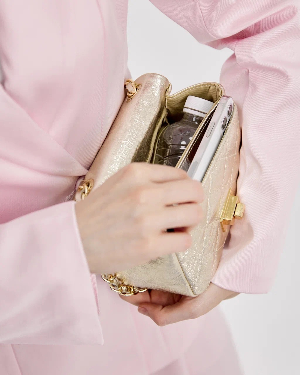 Сумка 743 01 золотой