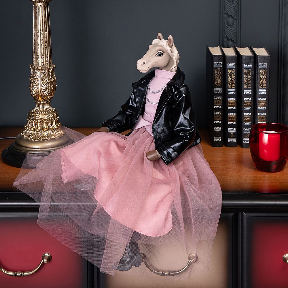 Кукла интерьерная коллекционная Лошадь Мисс Лейн