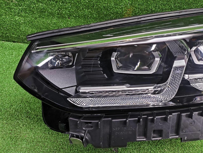 Фара левая BMW X3 G01 (2021-н.в.) LED (В сборе)