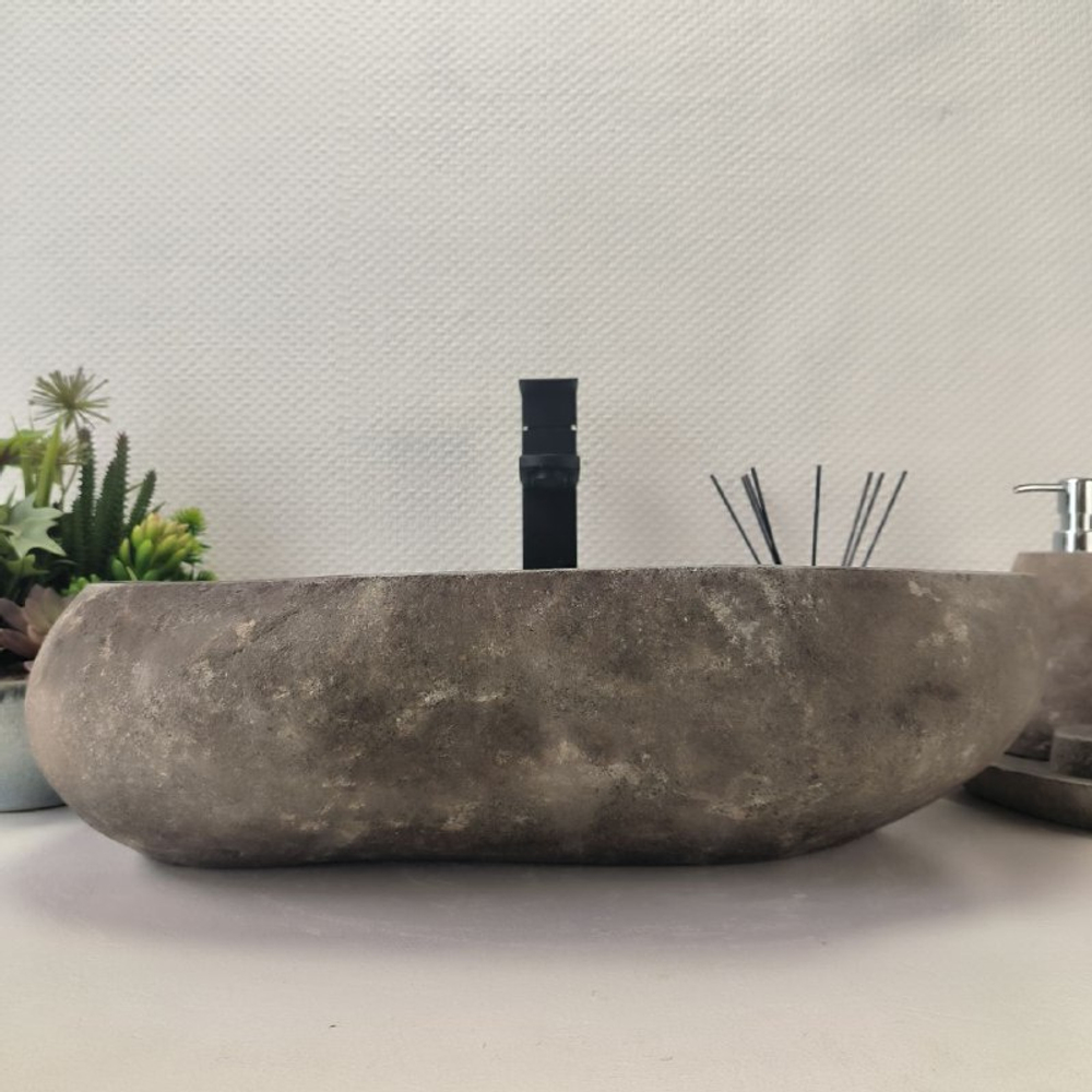 Раковина из речного камня RS63665 (55*36*15) 0122