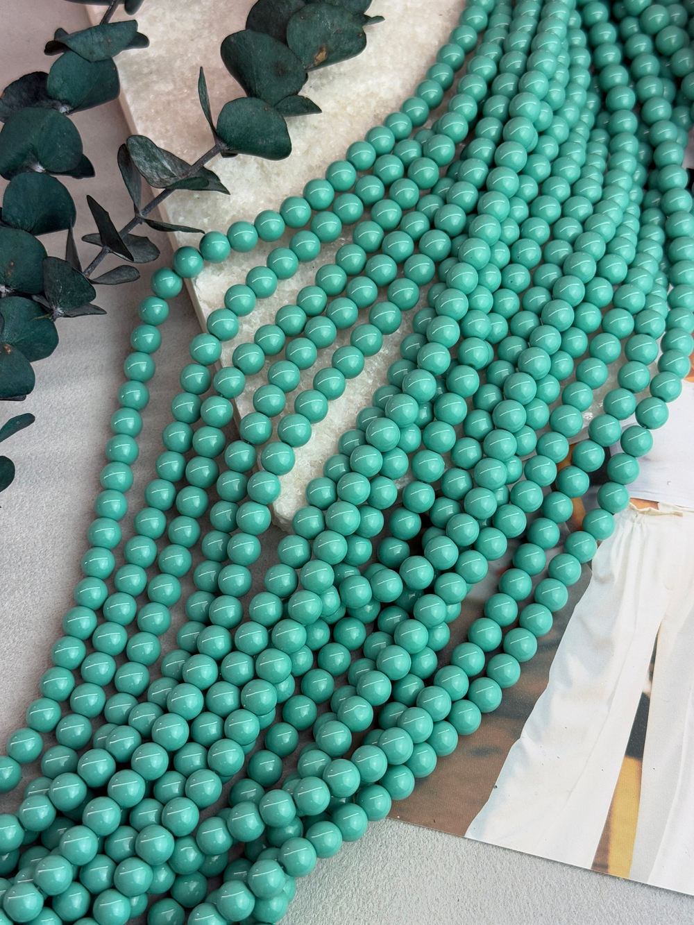 Стеклянный жемчуг 8 мм, нить 40 см, морская волна, под керамику