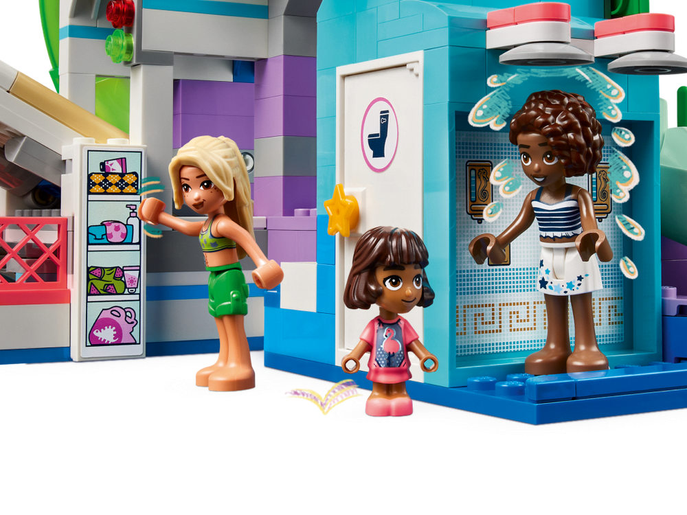 LEGO Friends 42630 «Аквапарк Хартлейк-Сити» — вышка, спуски и спасатели