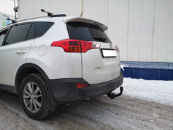 Фаркоп Toyota RAV4 2013-2019, условно-съемный,(без электрики) Трейлер.7833