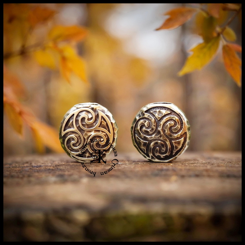 Темлячная бусина "Трискель" для ножей , латунь