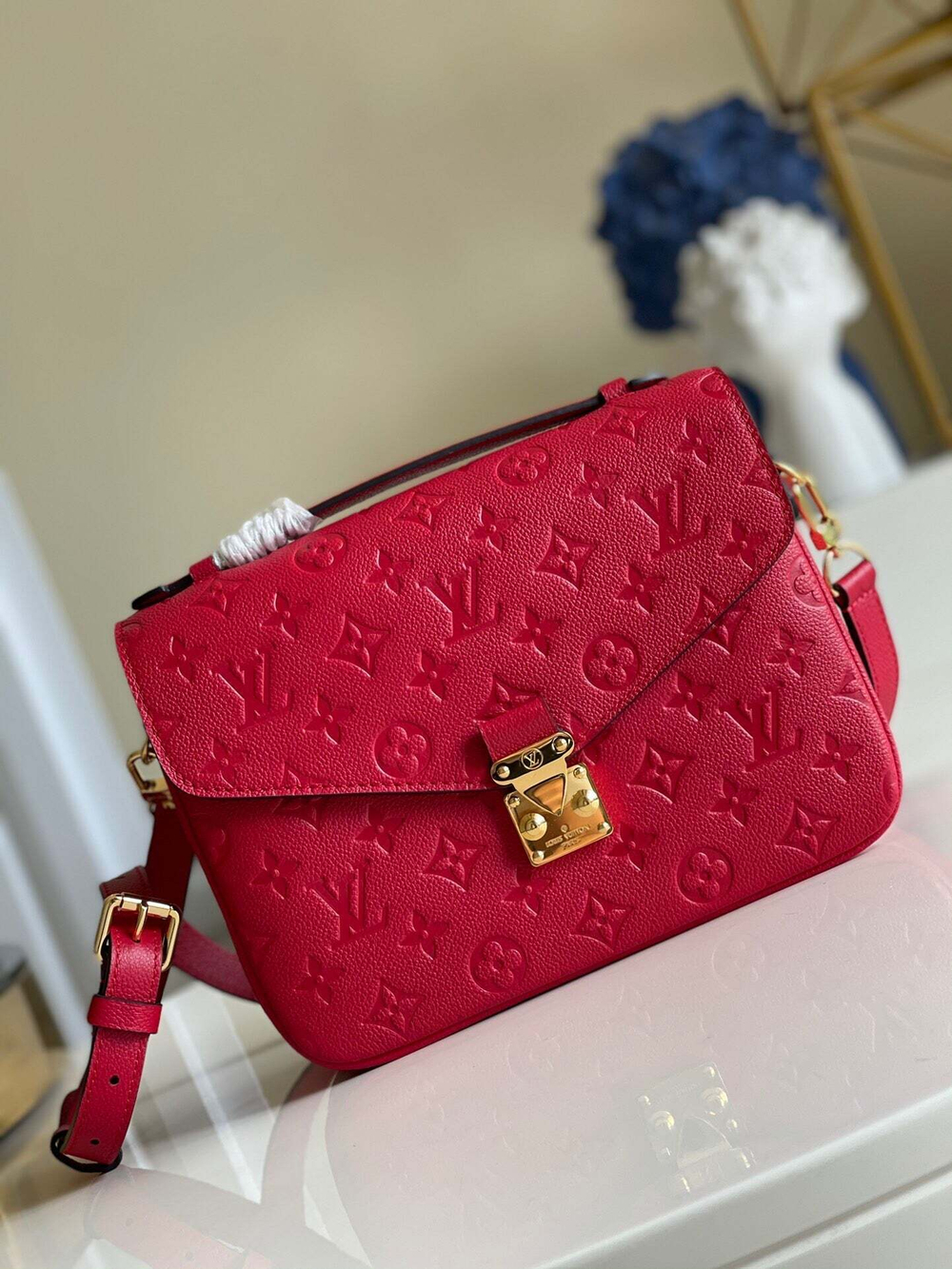 Louis Vuitton Metis
