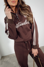 Костюм спортивный с поло на кулиске снизу