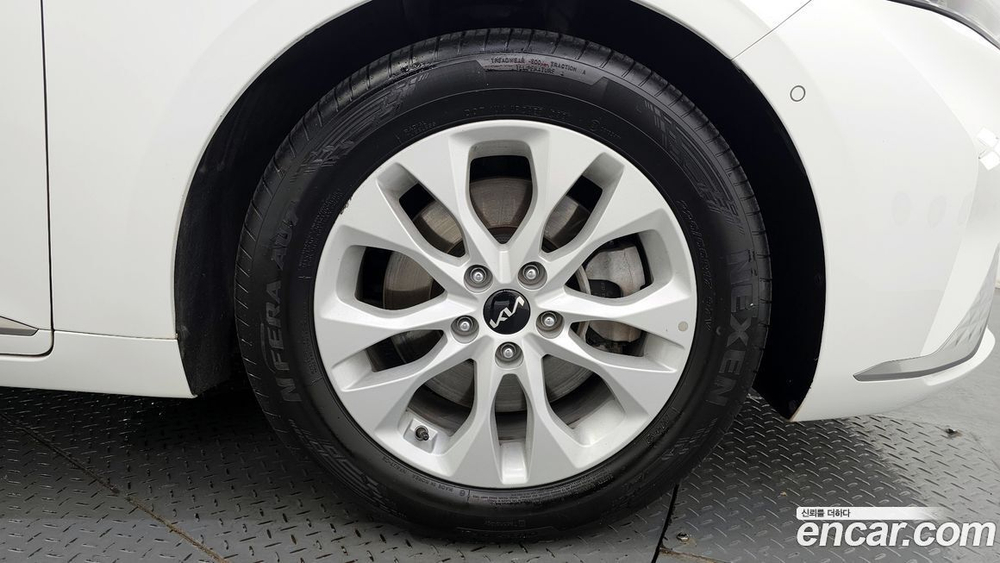 Kia K8 2.5 Бензин 2WD (06.2021)