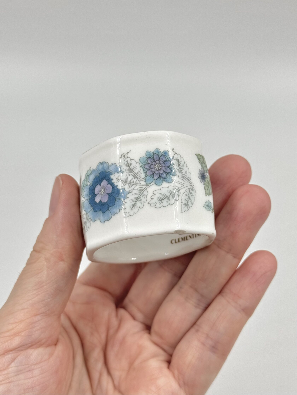 Кольцо для салфетки Wedgwood, Clementine