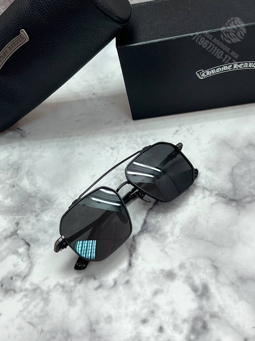 Солнечные очки Chrome Hearts