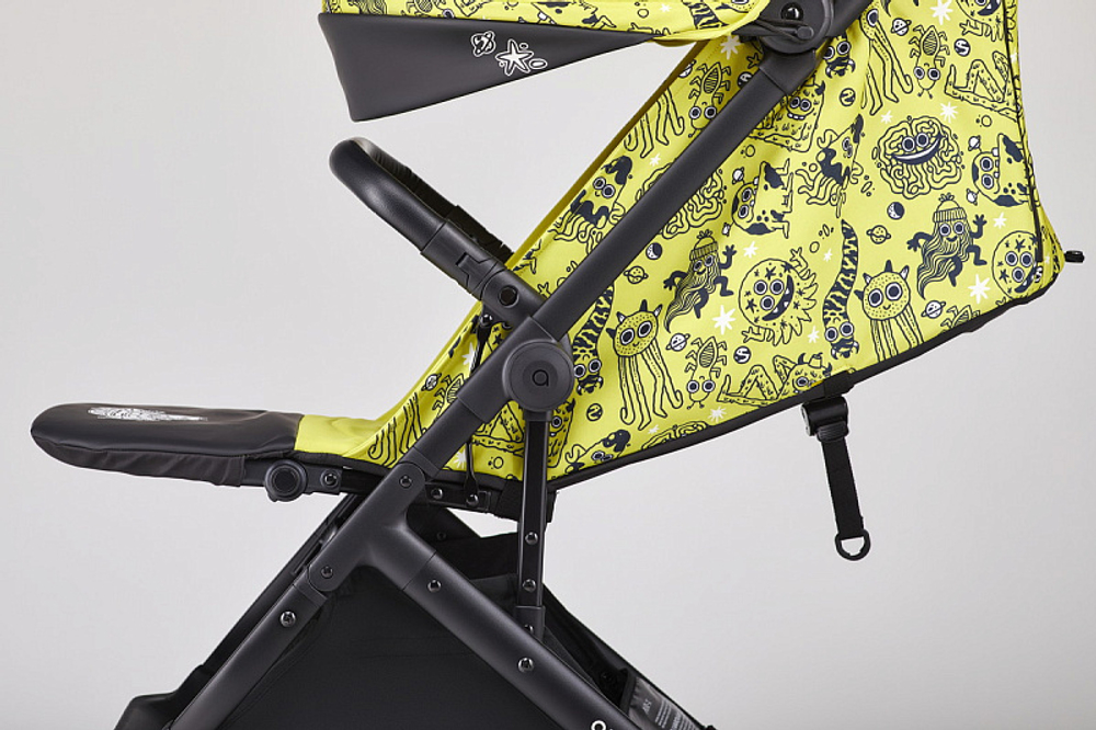 Детская коляска Anex Air-X Travel Cot Cosmo 3 в 1 woo/gray/black