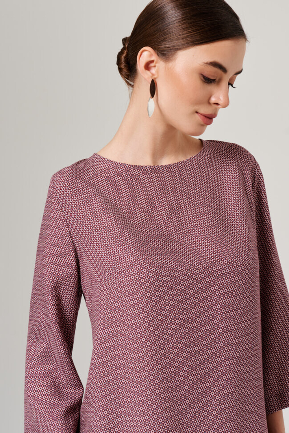 23179 Блузка женская (винный принт)