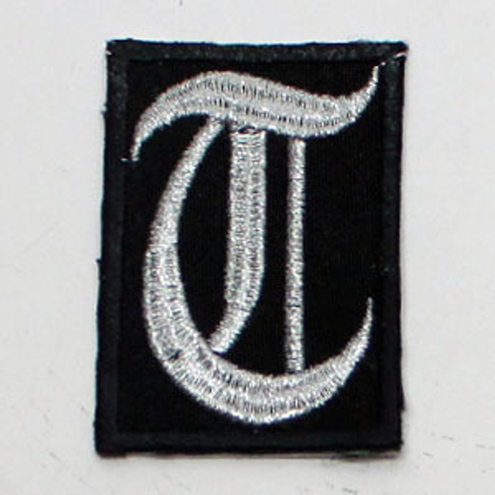 Нашивка буква "T"