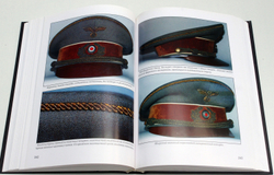Ульянов В.Б. Трофеи Второй Мировой : 1941-1945 . М. Русфронт, 2004г.