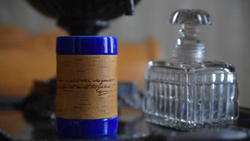 Кружка малая фарфоровая без ручки c берестой и с цитатами Лермонтова. Lermontov forever.