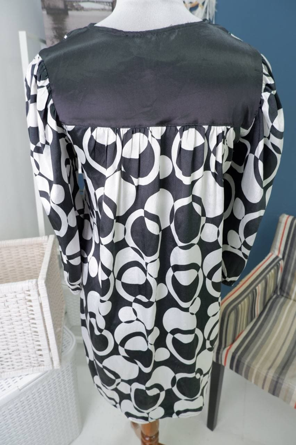 Блузка туника монохромная 44 размер