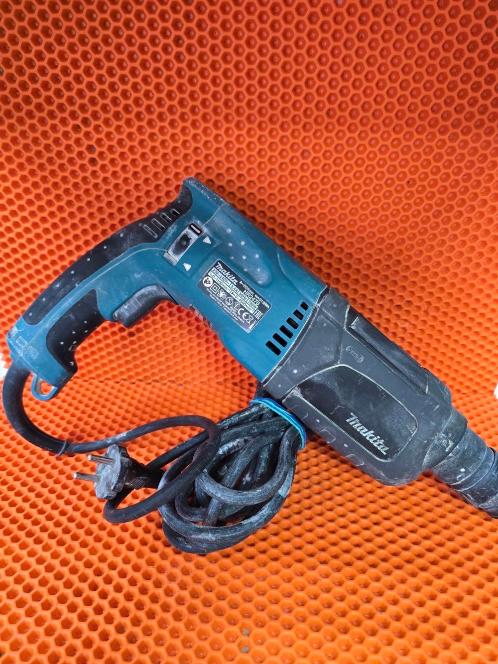 Перфоратор Makita HR2470