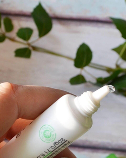 Гель для кожи вокруг глаз с алоэ, 20г