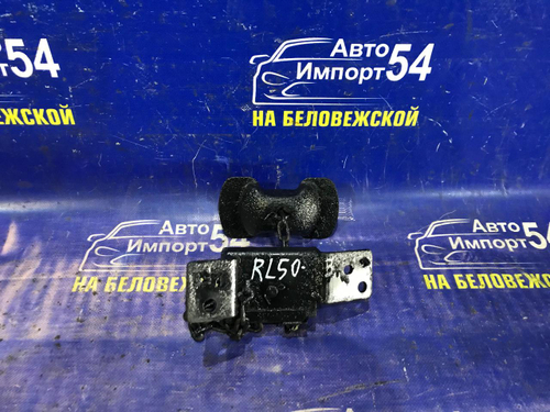 Крепление запасного колеса NISSAN TERRANO 1999