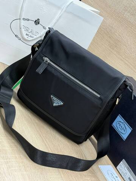 Сумка-мессенджер Prada