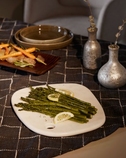 Сервировочная доска из белого мрамора Odar