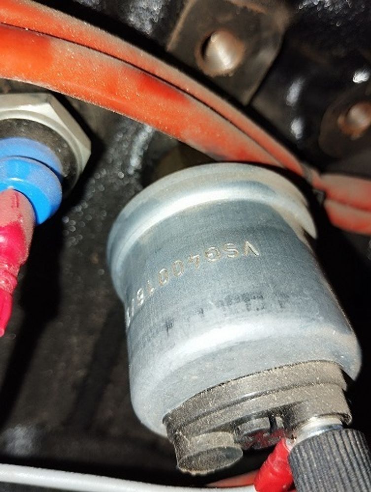 Датчик давления масла / Oil pressure gauge 1000CO50192