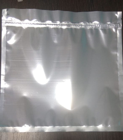 У107763 Пакет трехшовный метал., 60 мкм BOPP30+BOPPметал30,270*270мм с зип-локом с насечками