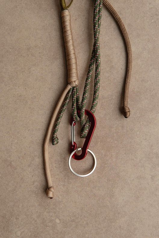 Шнурок кросс-боди Оливка / Bread&Roses