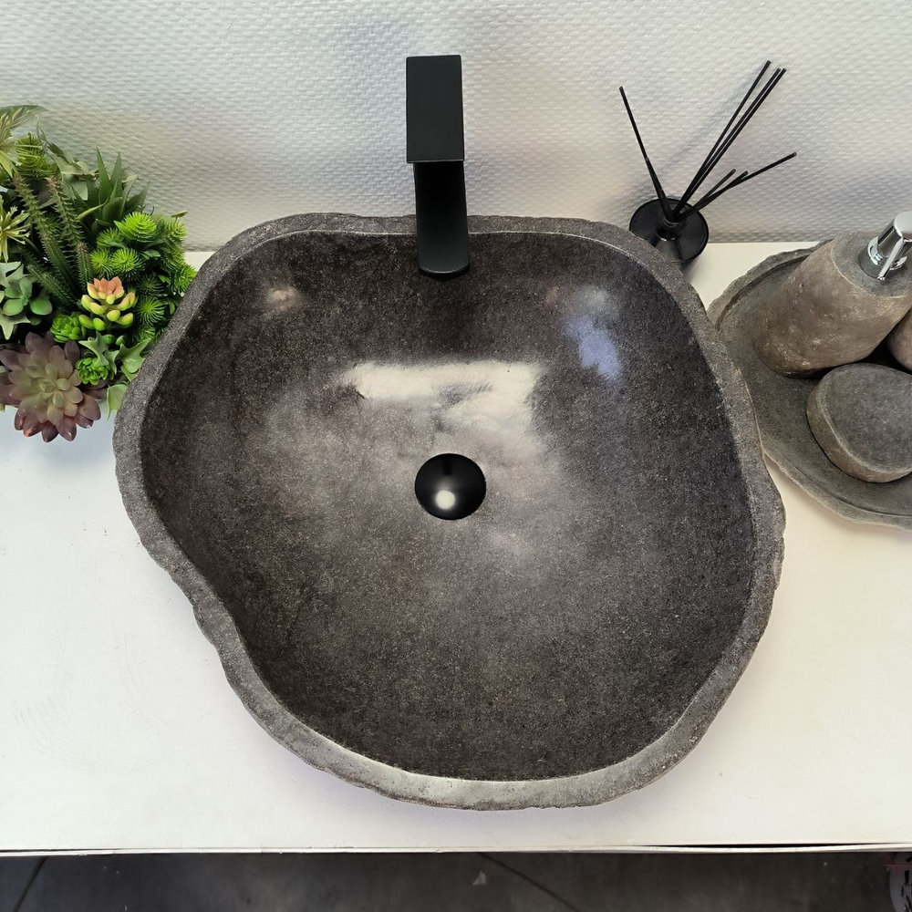 Раковина из речного камня RS-63374 (53*50*15) 0123