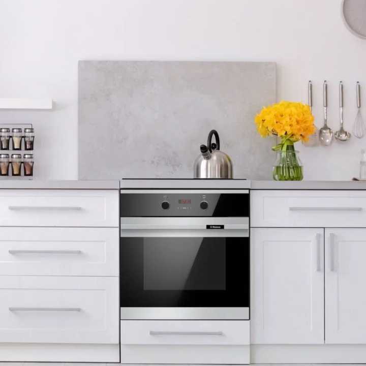 Духовой шкаф Hansa BOEI68403