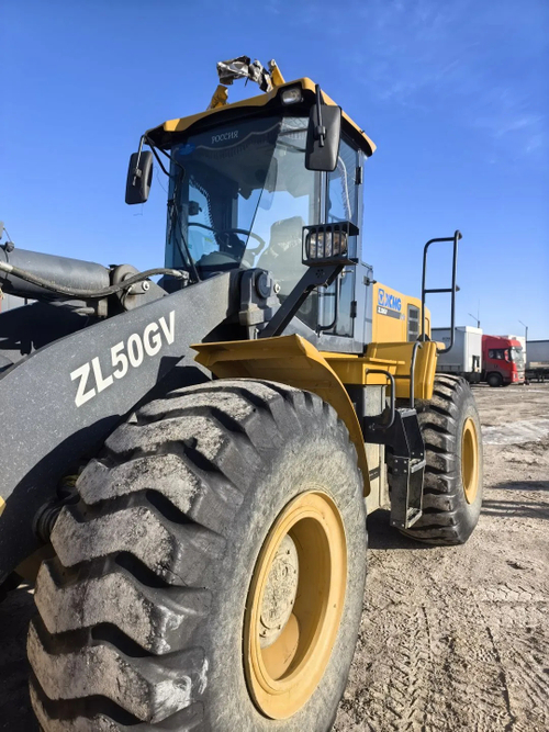 XCMG ZL* Фронтальный погрузчик ZL50GV (Дизельный, 9,7 л, 220 л.с., АТ)