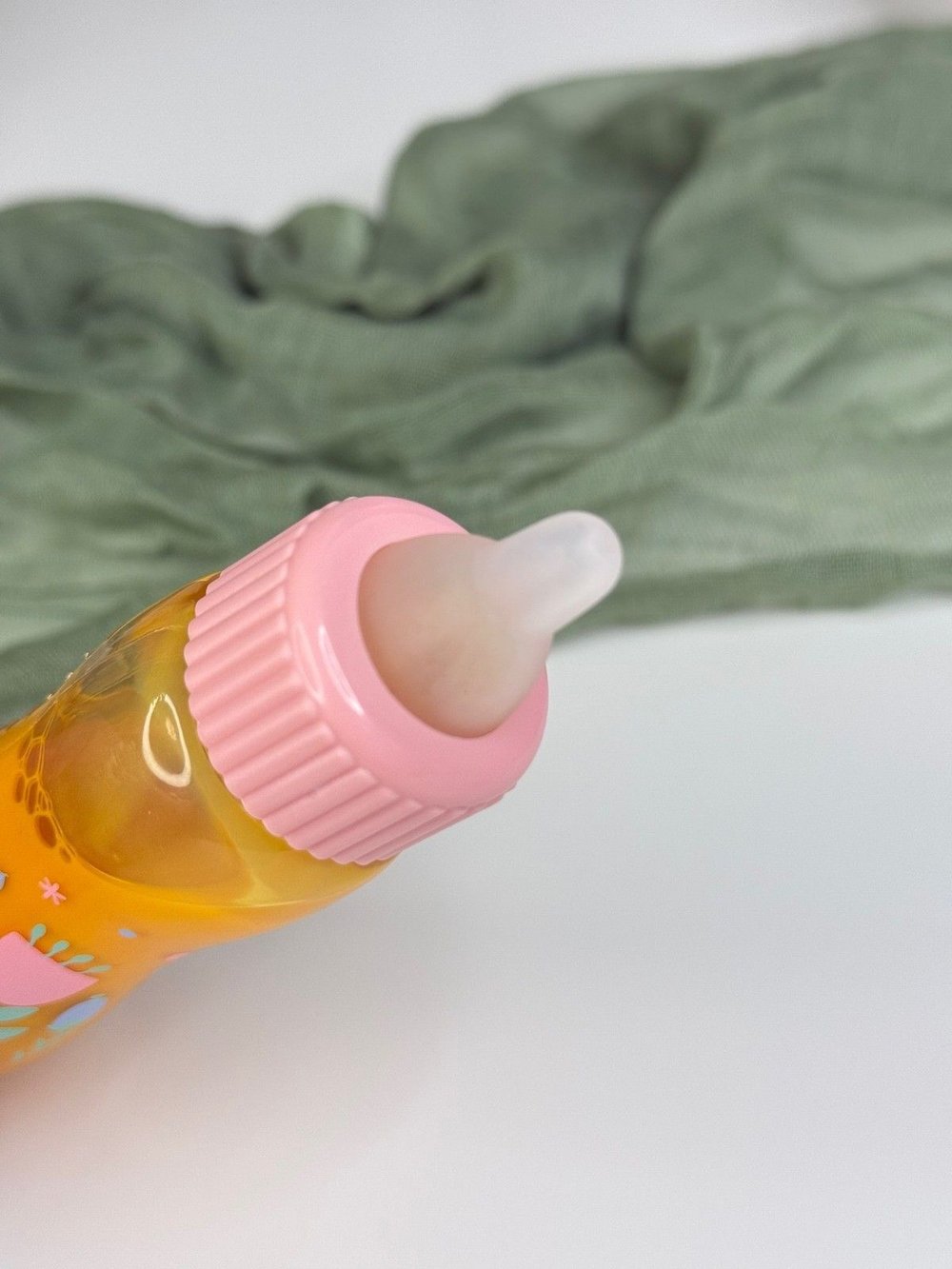 Бутылочки для кормления для кукол 2шт (81060)