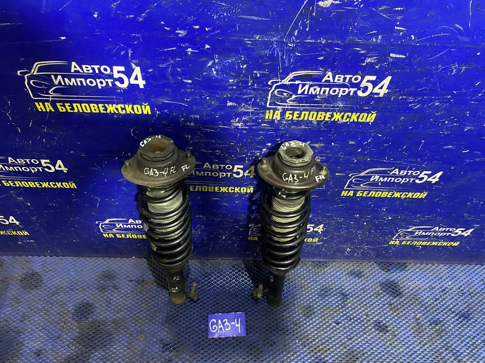 Стойка передняя правая Honda LOGO 1997