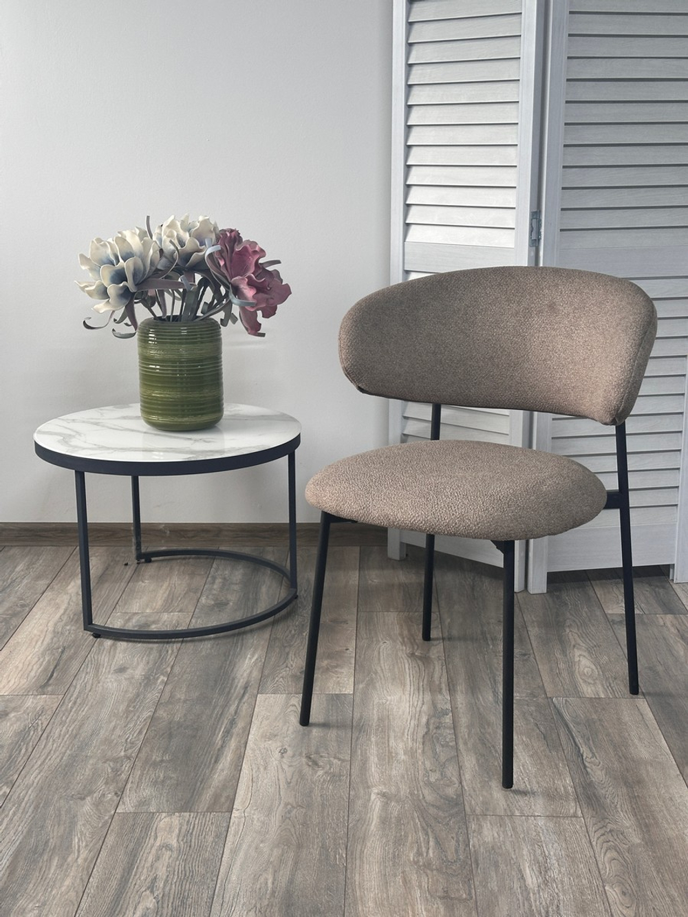 Стул М-City DISAUR Тренд (Trend) Ns05 Капучино, букле, Черный каркас