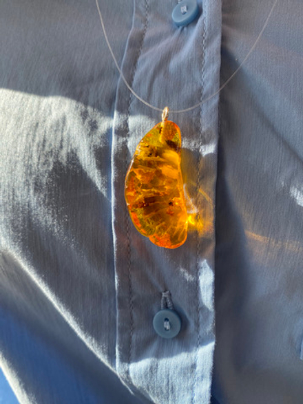 Подвеска Мандариновая долька на леске