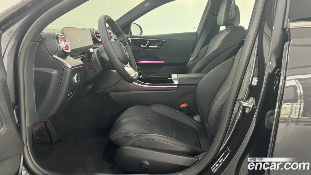 Mercedes-Benz C-Class W206 C300 4MATIC Avangarde (12.2023)