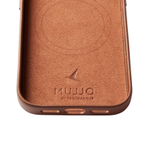 Кожаный чехол MagSafe с картхолдером Mujjo Full Leather Wallet Case для iPhone 17 Pro Чехол из натуральной телячьей велюровой цельнозерновой кожи с мелкозернистой фактурой и сенсорной накладкой для Контроллера камеры. Есть встроенный картхолдер — вмещает