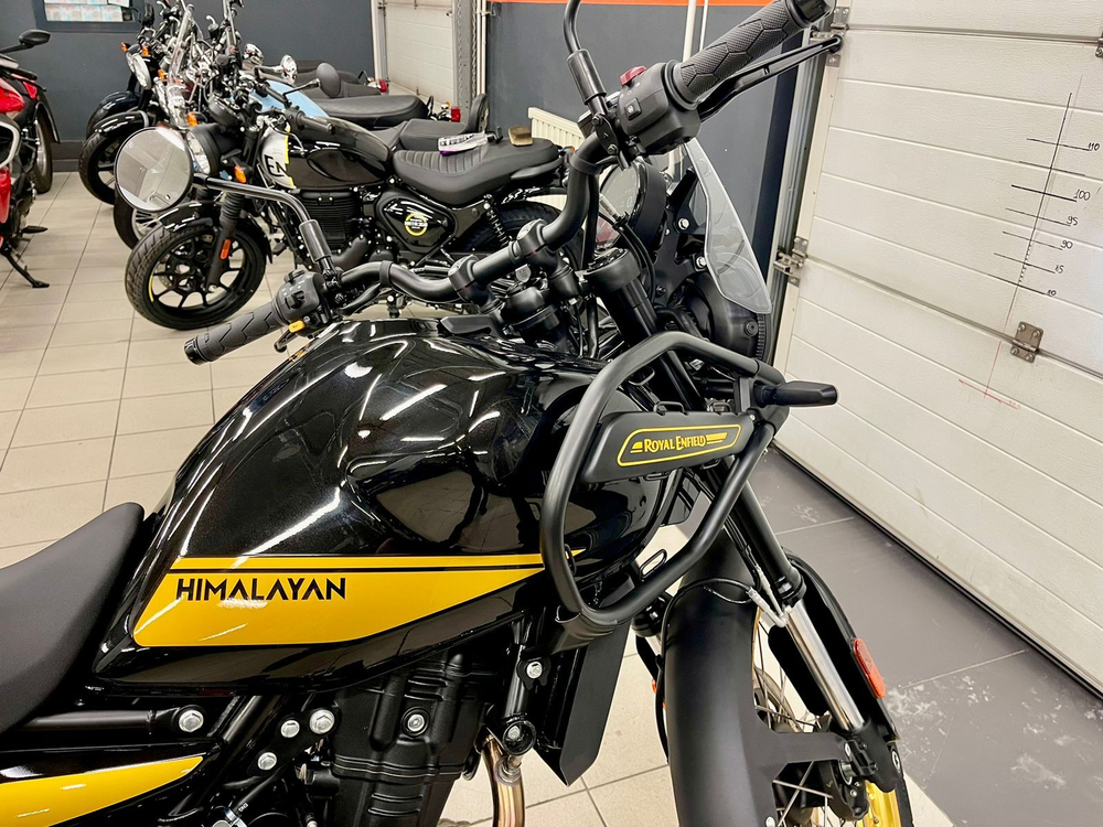 Royal Enfield Himalayan 450 Hanle Black (Premium)