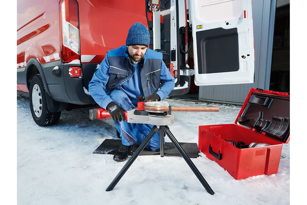 Набор Rothenberger ROBEND 4000 Е, 12 – 14 – 16 – 18 – 22 – 28 мм, с аккумул. и заряд. уст-вом.