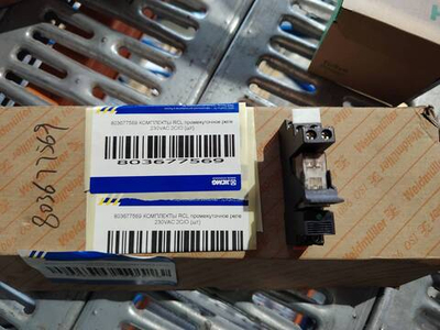 803677569 промежуточное реле 230VAC 2C/O