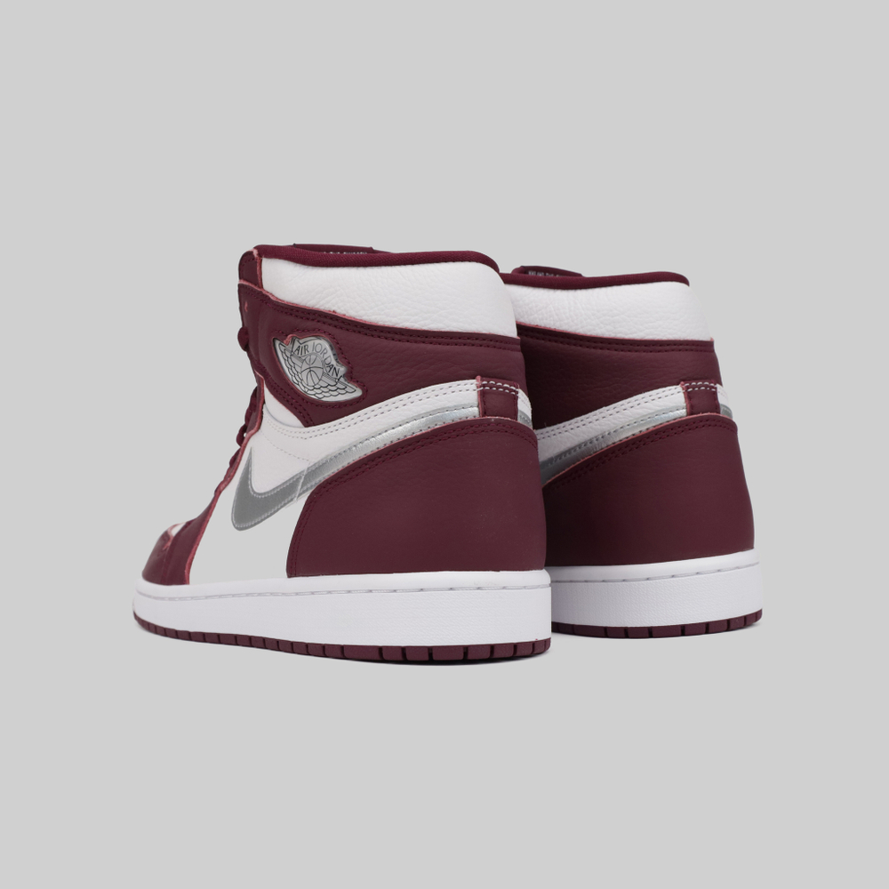 Кроссовки Jordan 1 Retro High OG Bordeaux - купить в магазине Dice с бесплатной доставкой по России