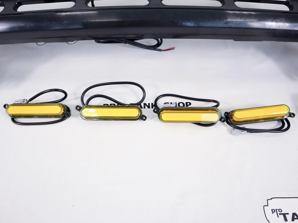 TANK 300 Решетка радиатора GEEA (желтые габариты)