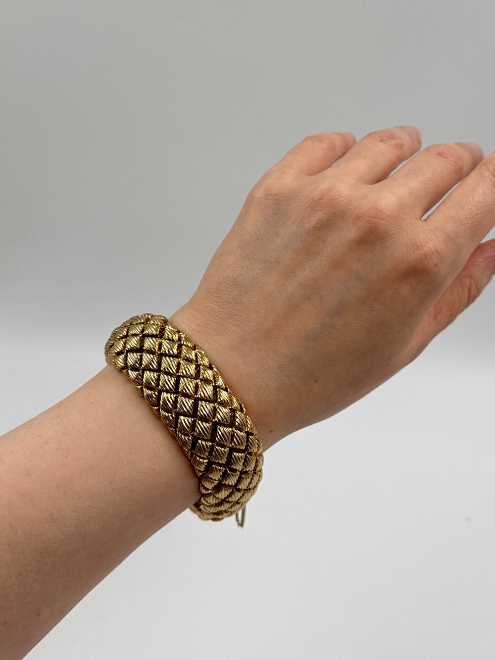 Браслет Monet