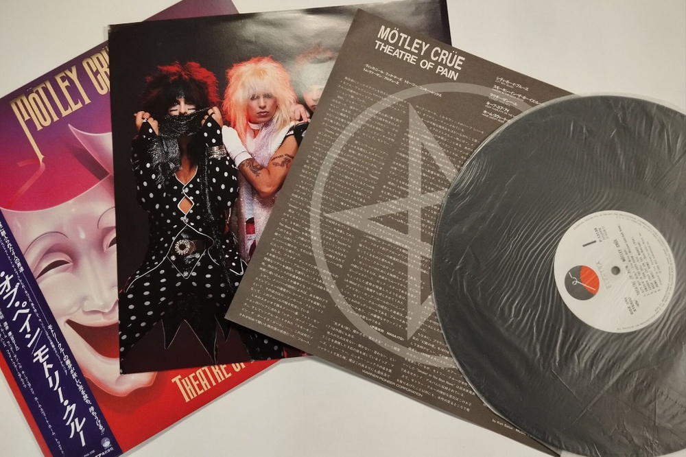 Винтажная виниловая пластинка LP Motley Crue Theatre Of Pain (Japan 1985)