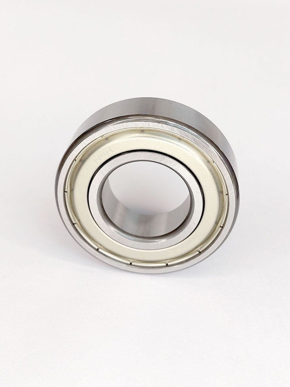 Подшипник NSK 6205ZZCM 30х62х16 мм к-т 4 шт.