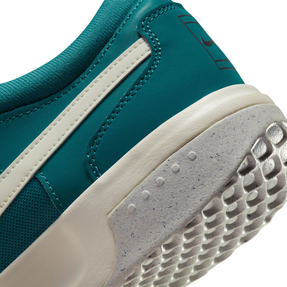 детские Кроссовки теннисные Nike Zoom Court Lite 3 JR - mineral teal/sail/gridiro