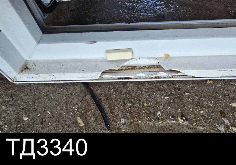 Дверь балконная пластиковая Б/У 2200(в) x 700(ш)